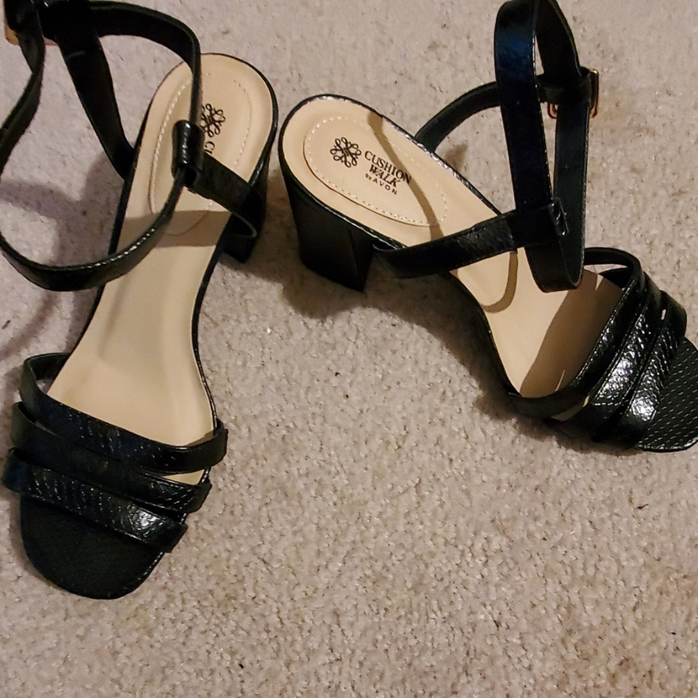 New heeled shoes